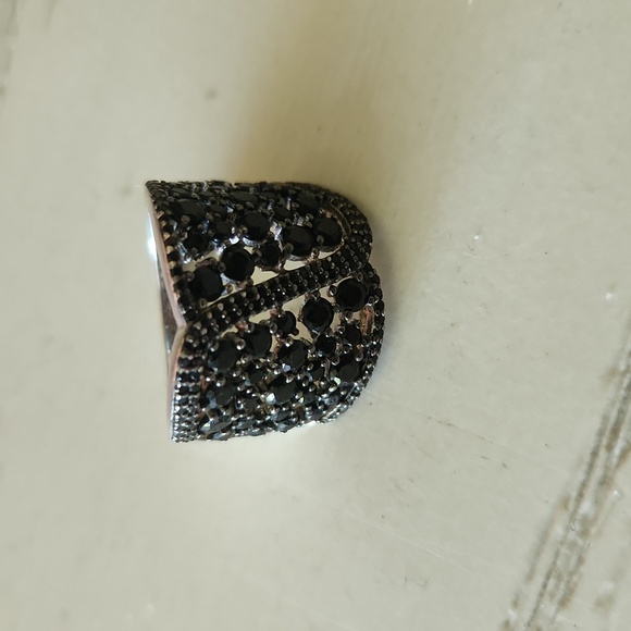 Black Onyx Statement Ring. - Picture 10 of 14